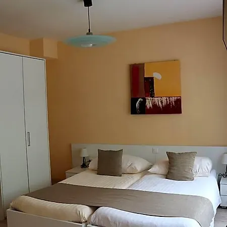 Elite Hotel 3*