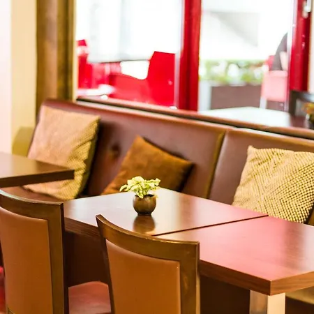 Otel Elite 3*
